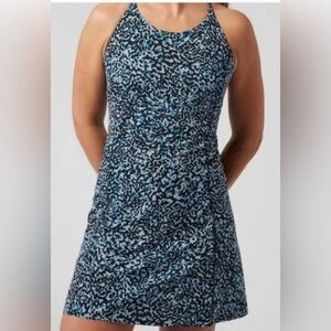 Athleta Infinity Dress with built in Shorts M